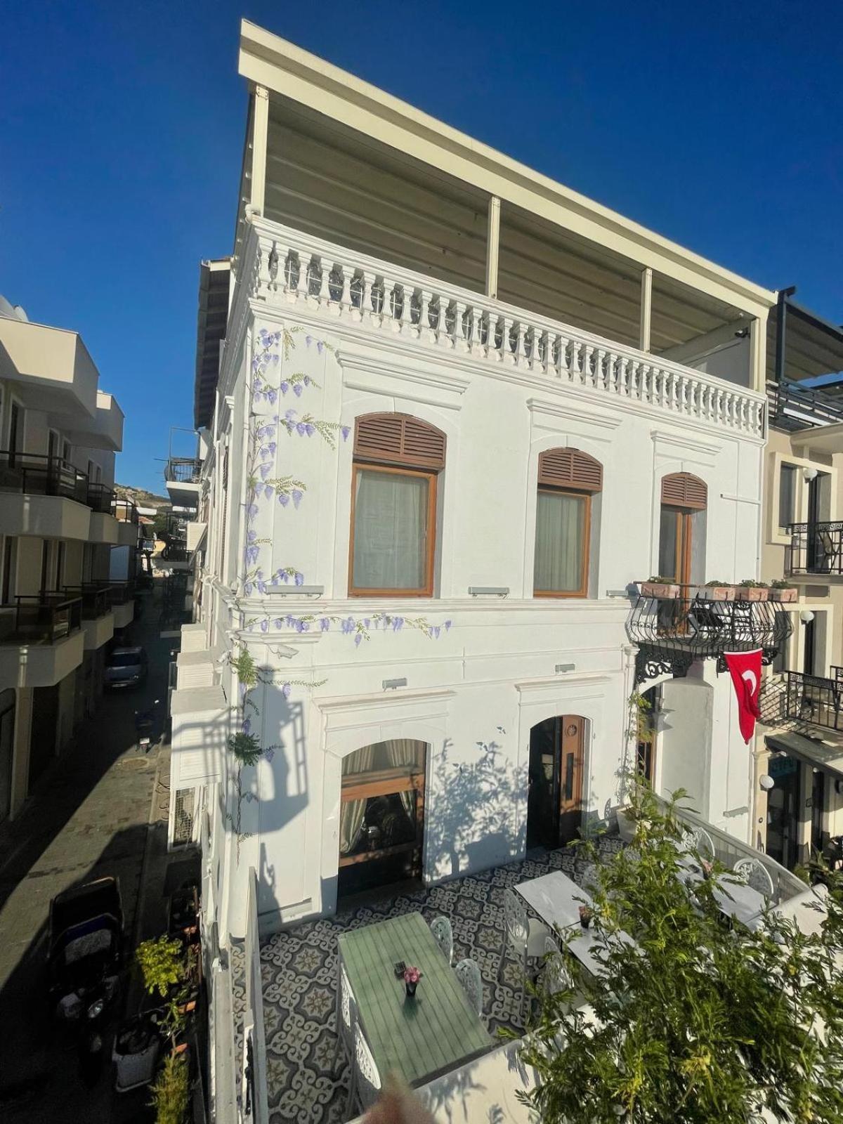 Hotel Karacam Foca Exteriér fotografie
